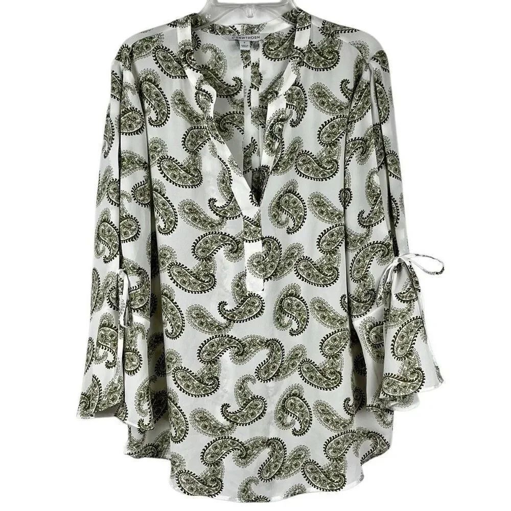 41 Hawthorn Women’s V-neck Green Paisley Blouse Medium